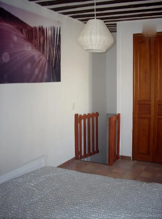 Guesthouse Du Safranier Antibes 0*,